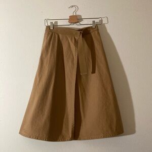 Uniqlo U khaki skirt Sz 0